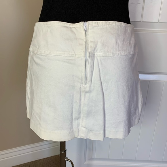 Juniors stretch skirt with shorts - size 11 - Picture 2 of 6